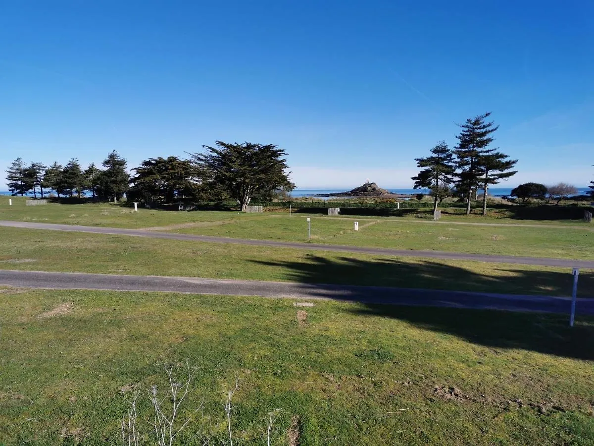 Camping Cahutelab Saint-Michel Hotel Erquy Campsite